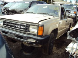 1990 DODGE D-50, 2.4L 5SPEED 2WD, COLOR GOLD, STK 153696